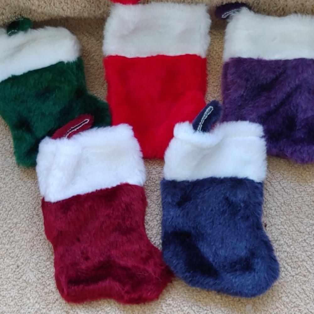 MINI Stockings 4/$3